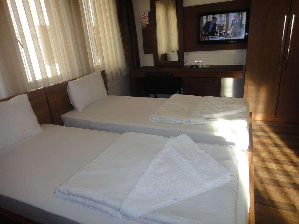 Hotel Centrum Prizren Habitación foto